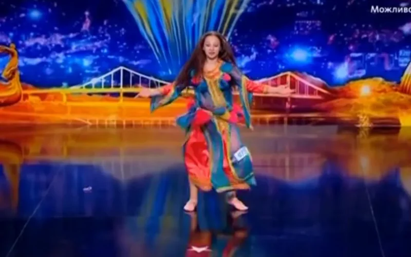 Une jeune ukrainienne épate le jury avec une danse marocaine