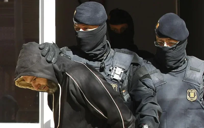 Cinq Marocains parmi une cellule terroriste démantelée en Espagne