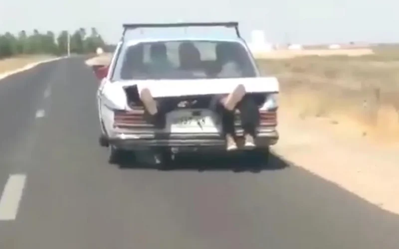 Après le grand taxi ... le grand taxi-coffre (vidéo)