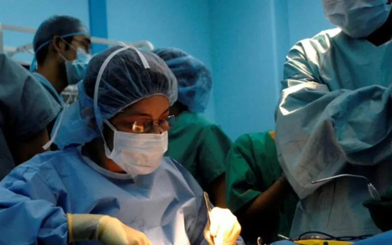 Maroc : Huit médecins suspendus pour avoir exercé dans le privé