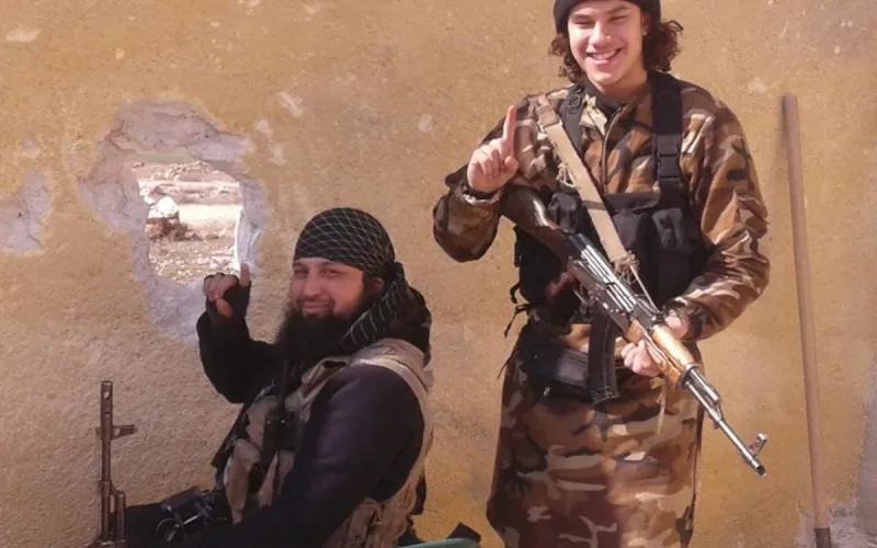 L'ancien djihadiste Hakim Elouassaki réclame 100.000 euros à l'Etat belge