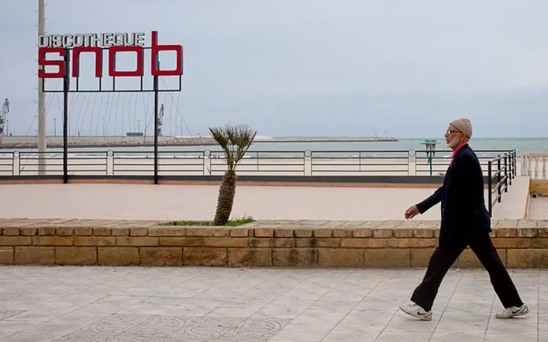 Les discothèques de la corniche de Tanger en cours de démolition