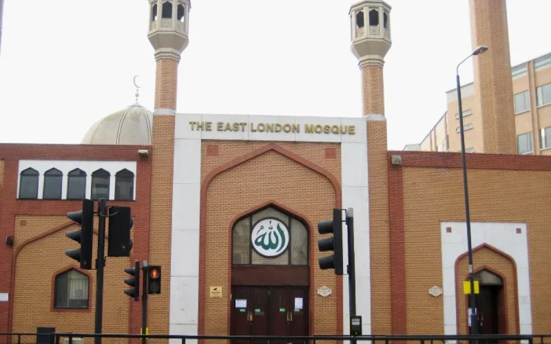 Des imams britanniques formés au Maroc ?