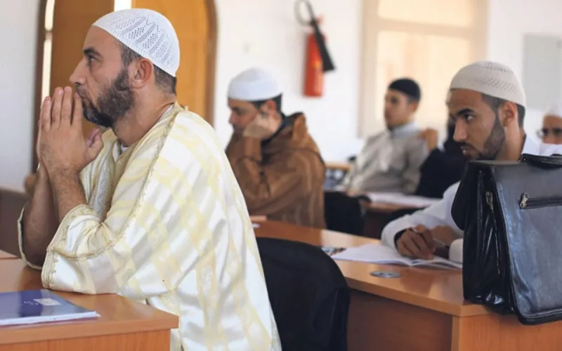La France forme ses imams au Maroc (vidéo)