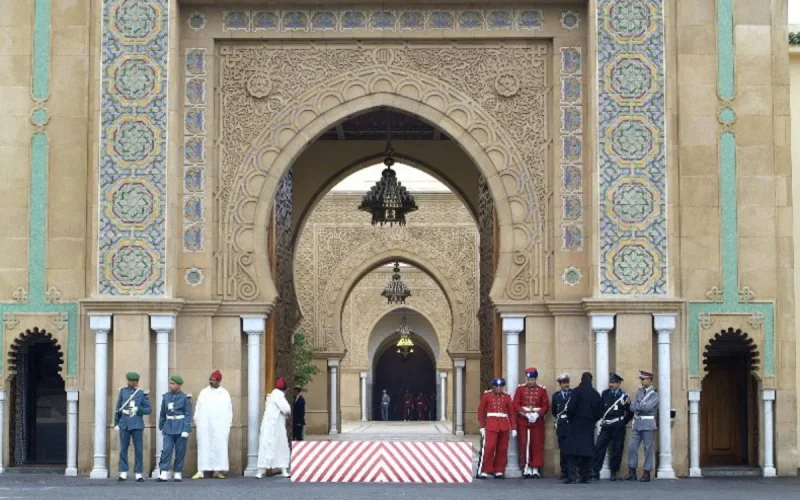 De la prison ferme pour des policiers du palais royal