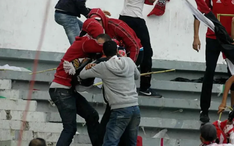Une vingtaine de policiers blessés après le match Raja de Casablanca - Hassania d'Agadir