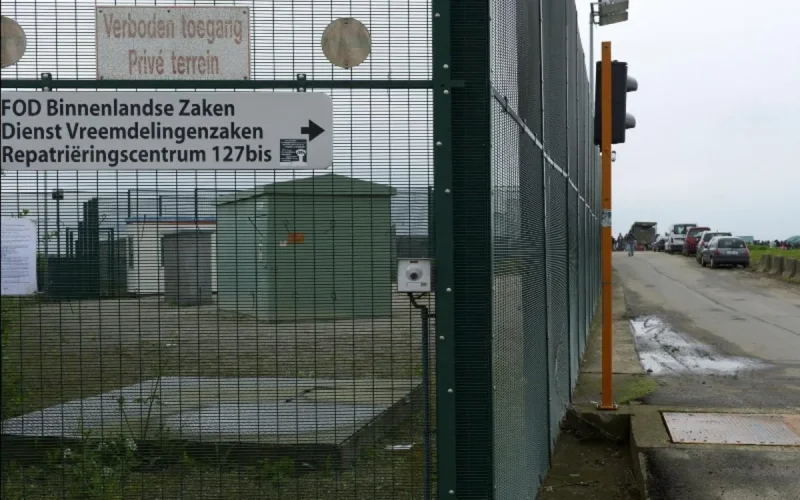 Belgique : parti pour des vacances, un couple de retraités marocains finit en centre de rétention