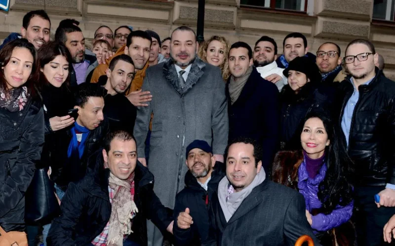Des Marocains de République Tchèque à la rencontre du roi Mohammed VI (photos)