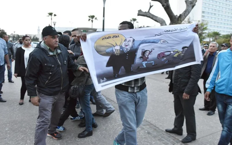 Une manifestation exigeant une enquête sur « Panama Papers » à Casablanca dispersée par la police