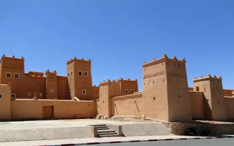 Une petite visite à la Kasbah Taourirt ? (vidéo)