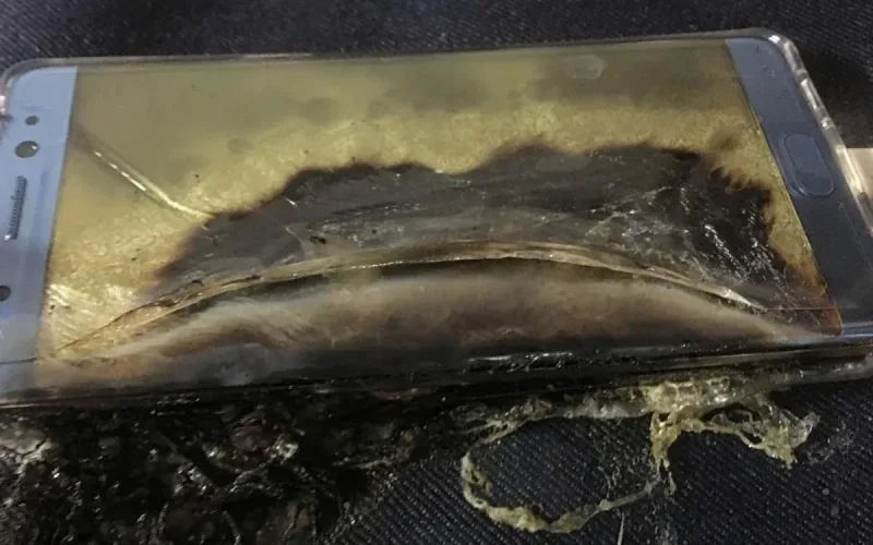 Samsung Galaxy Note 7 interdit à bord des avions Royal Air Maroc