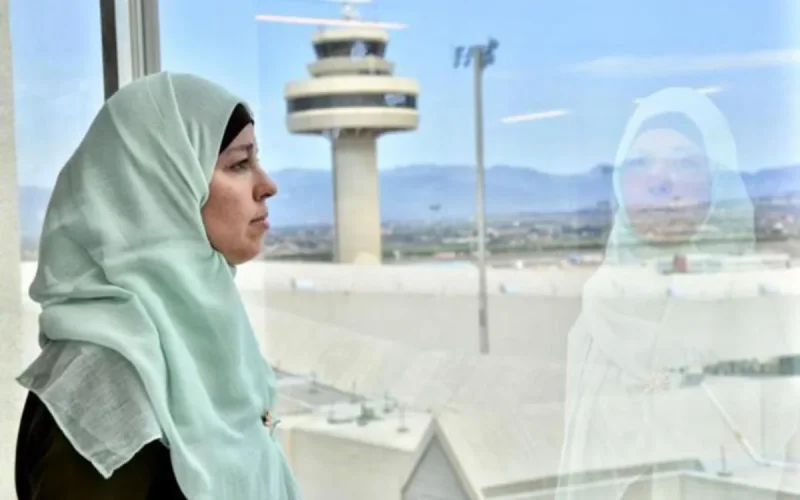 Licenciée pour avoir porté le voile, une Marocaine gagne contre son employeur en Espagne
