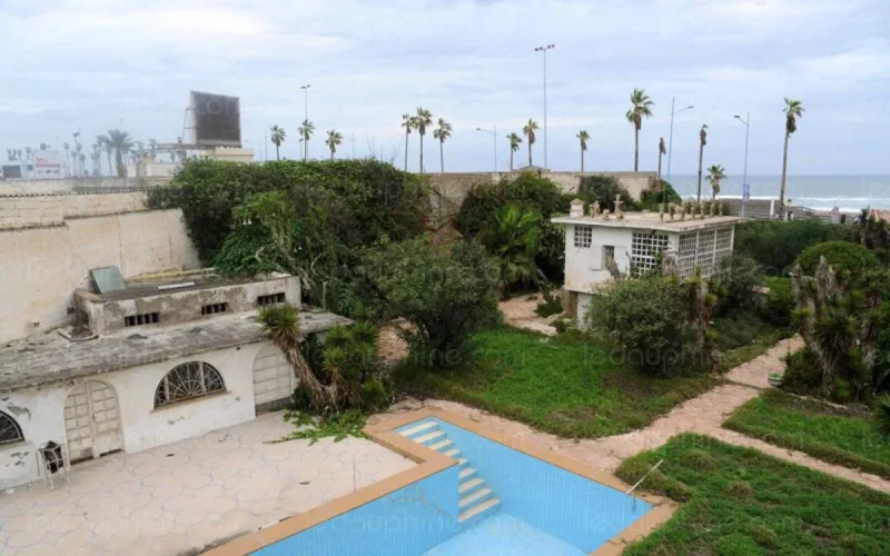 Spoliation immobilière : un notaire condamné à 12 ans de prison pour « rédaction de faux testament »