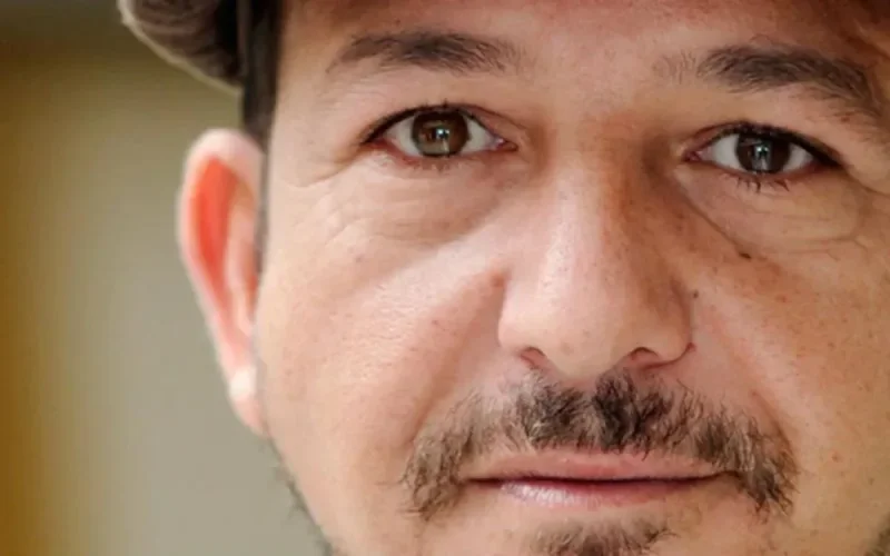 Le frère de l'humoriste maroco-néerlandais Najib Amhali en prison au Portugal