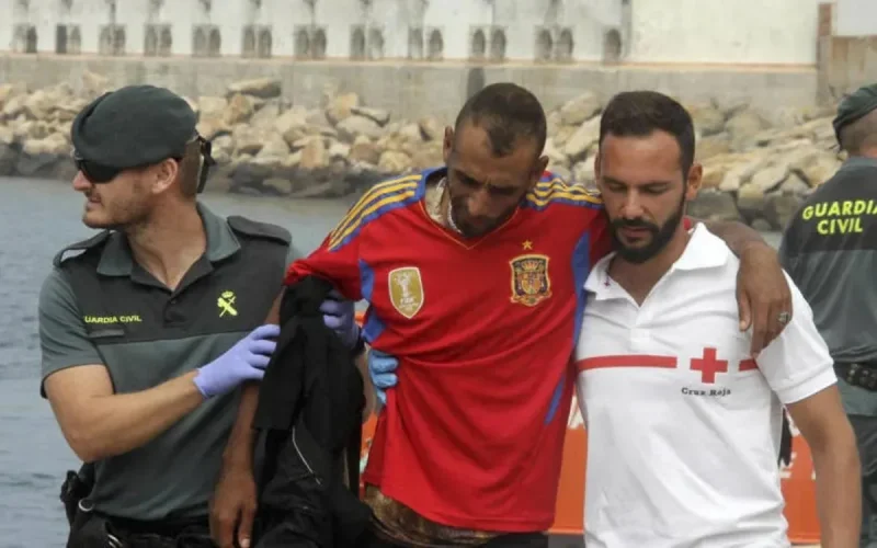 Plusieurs centaines de Rifains fuient vers l'Espagne