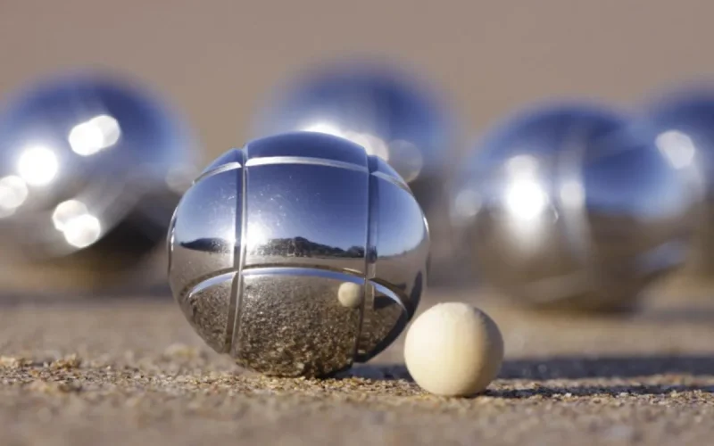 Fou de pétanque, un facteur de Chichaoua brûlait ses courriers pour consacrer tout son temps à son jeu 