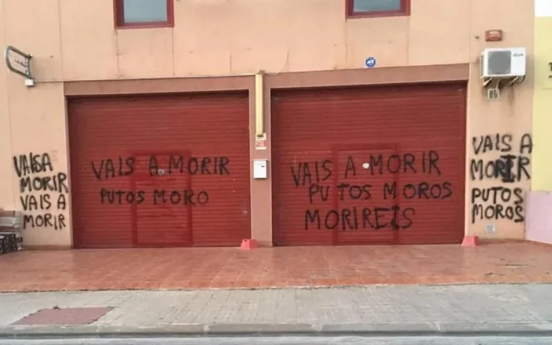 La parole raciste se libère après l'attentat de Barcelone (photos)