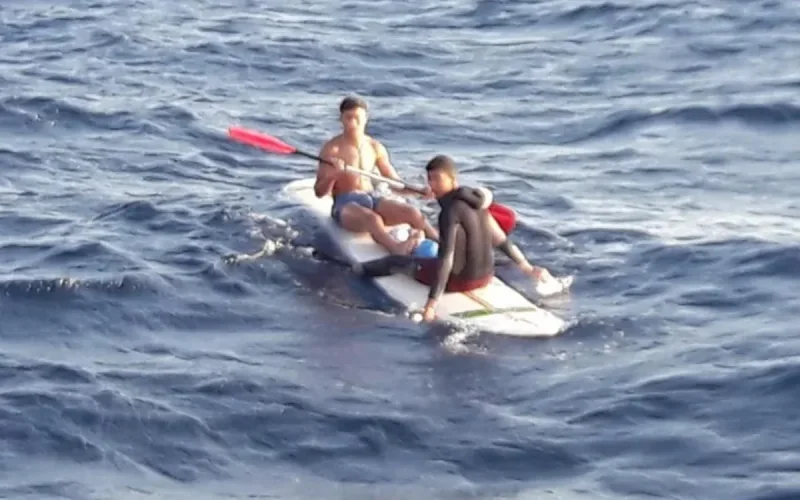 Après le "hrig" en Jet-ski, voici le "hrig" en planche (sans) voile (photo)