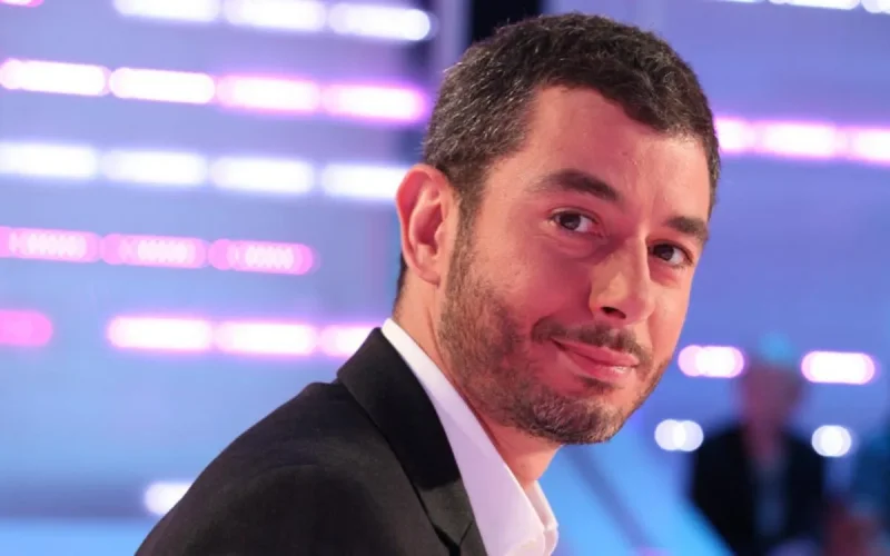 Viré de Canal Plus, Ali Baddou renait sur France 5