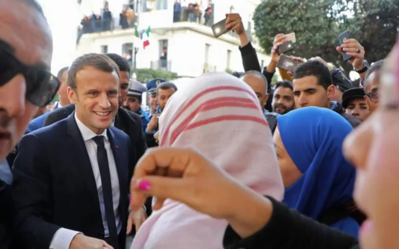 Ce qu'a répondu Emmanuel en Algérie sur la question du Sahara