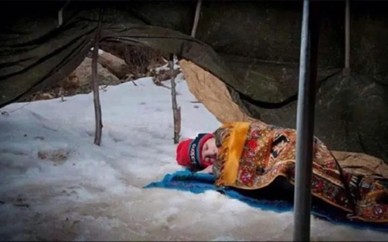 La photo d'un enfant mort à cause du froid n'a pas été prise au Maroc