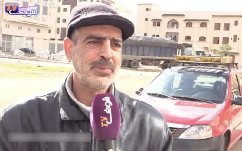 Maroc : il trouve un sac avec 520.000 dirhams dans son taxi et le remet à son propriétaire (vidéo)
