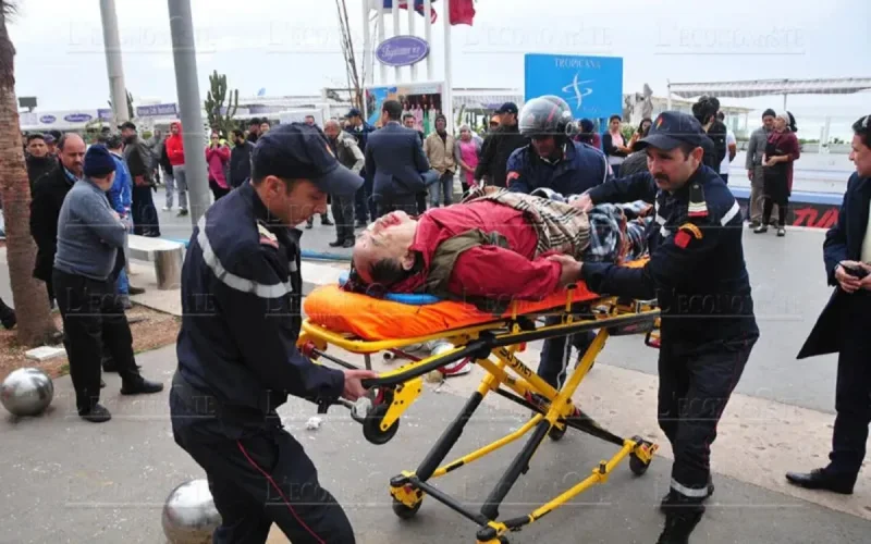 Deux touristes chinois grièvement blessés par la chute d'un lampadaire à Casablanca (photos)