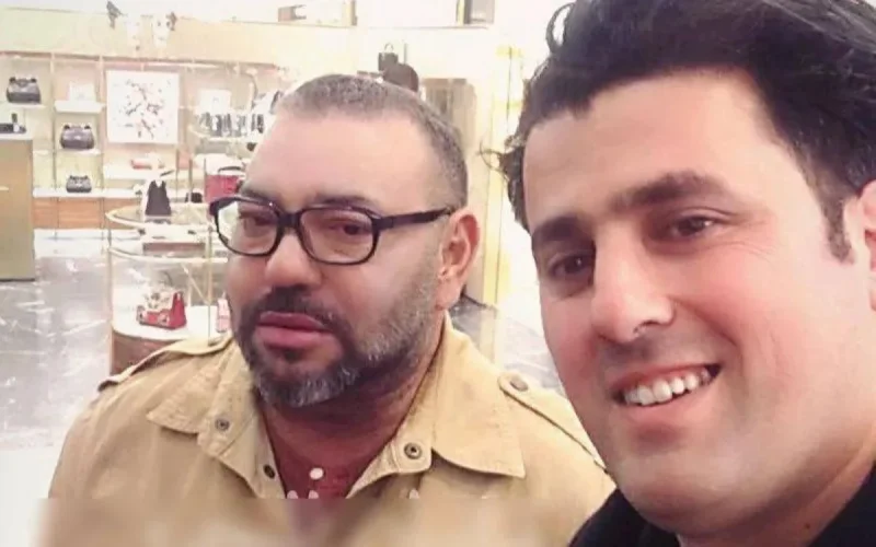 Nouvelle photo du roi Mohammed VI à Paris