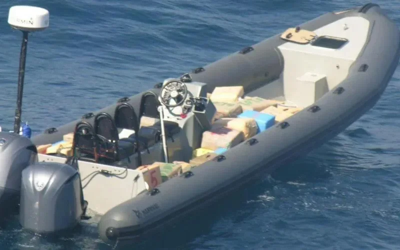 Maroc-Espagne : 2,4 tonnes de drogue jetées en mer après une course-poursuite