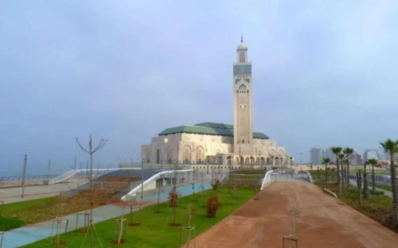 Découvrez en vidéo la promenade maritime de la mosquée Hassan II de Casablanca 