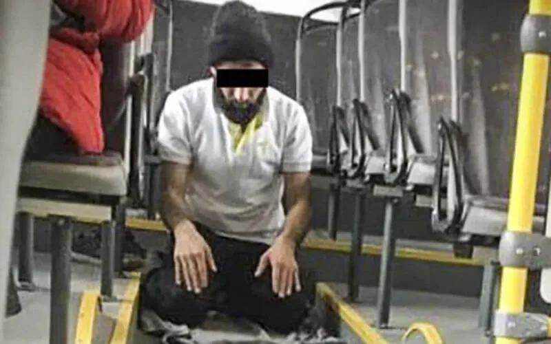 Belgique : un chauffeur de bus s'arrête pour prier, une enquête ouverte