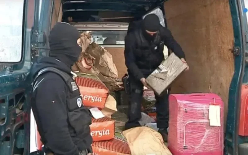 France : la police détruit 3,3 tonnes de cannabis marocain (vidéo)