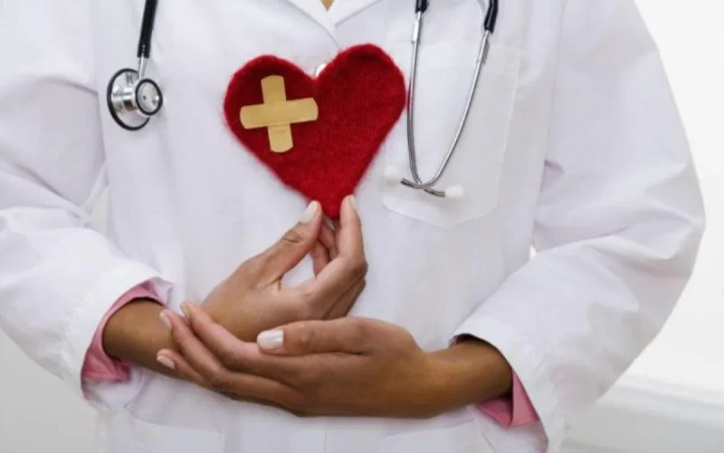 Maroc : des jeunes filles exploitées par de faux gynécologues sur Instagram