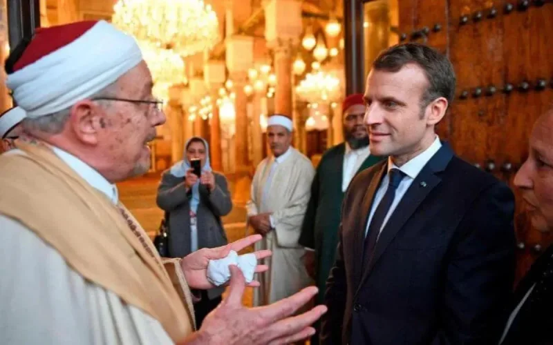 Macron : « Il y a en France un islam politique qui veut faire sécession »