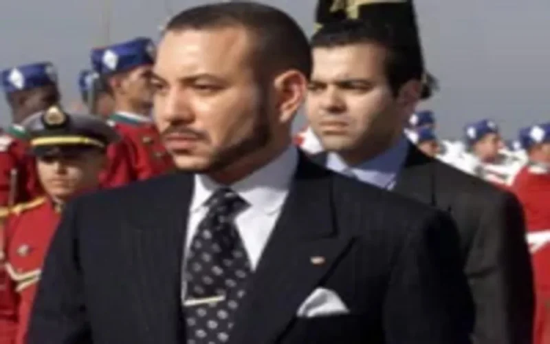 Mohamed VI affiche son autorité quasi-absolue
