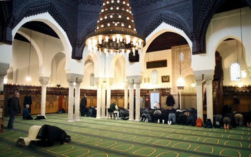 Islam de France : une association attaque l'Etat et l'accuse de punition collective