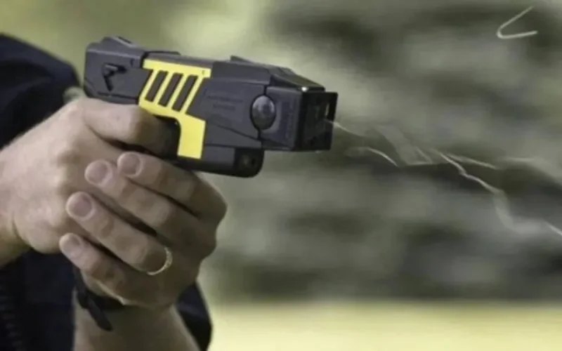 Italie : la police utilise le taser pour arrêter un MRE