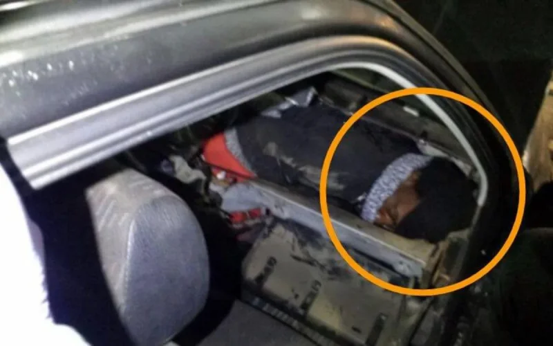 Un MRE arrêté avec son beau-frère caché dans la voiture