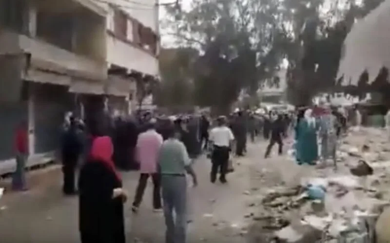 Maroc : violents affrontements à Rabat, plusieurs blessés (vidéo)