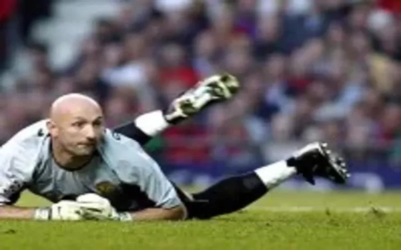 La FFF a reçu le dossier Barthez