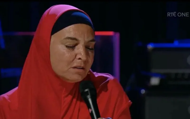 Désormais musulmane, Sinead O'Connor signe son grand retour sur la scène musicale (vidéo)