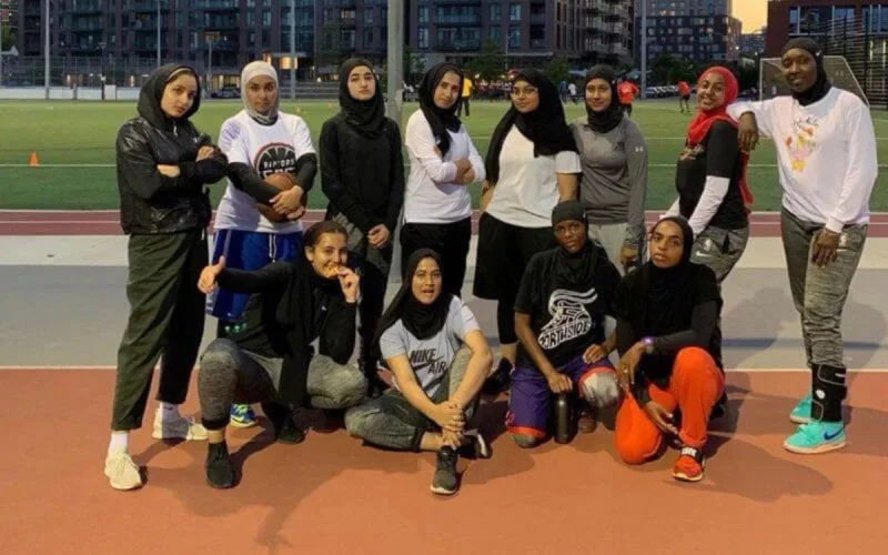 Nike créera des Hijabs pour une équipe de basket de la NBA