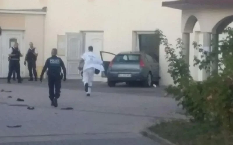 France : l'homme qui a foncé sur la mosquée de Colmar en garde à vue