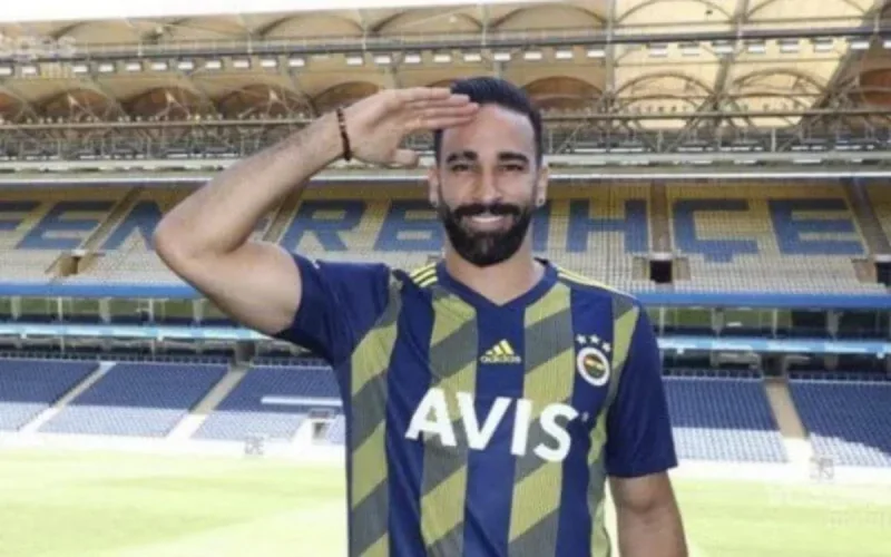 Adil Rami s'explique sur son "salut militaire"