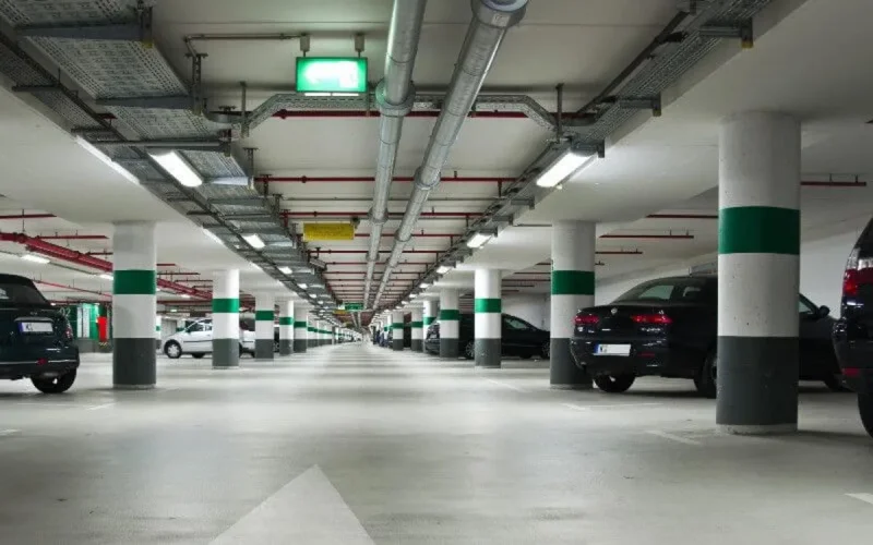 Maroc : 100 dirhams pour 43 minutes de parking ...