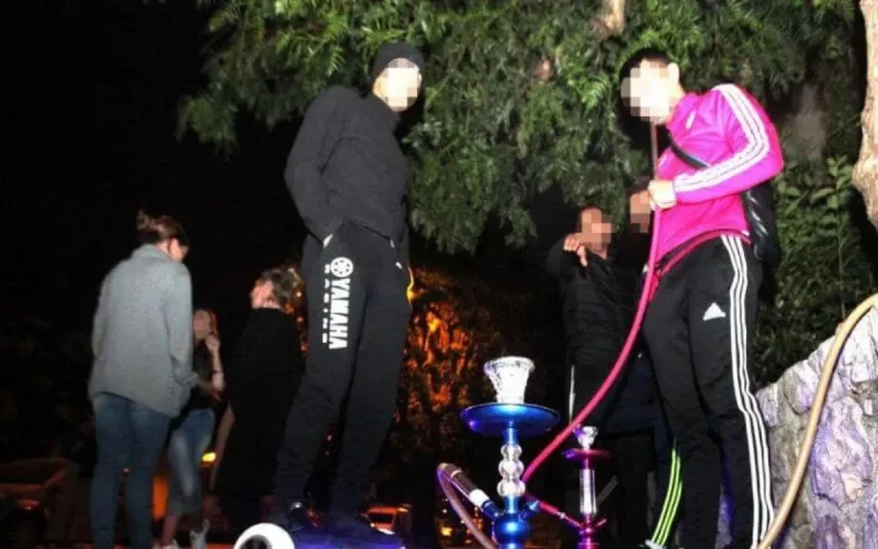 France : une commune interdit la chicha