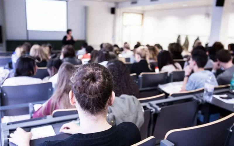 Belgique : 220 bourses pour des étudiants marocains