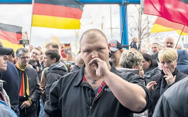 Allemagne : l'extrême droite menace des élus