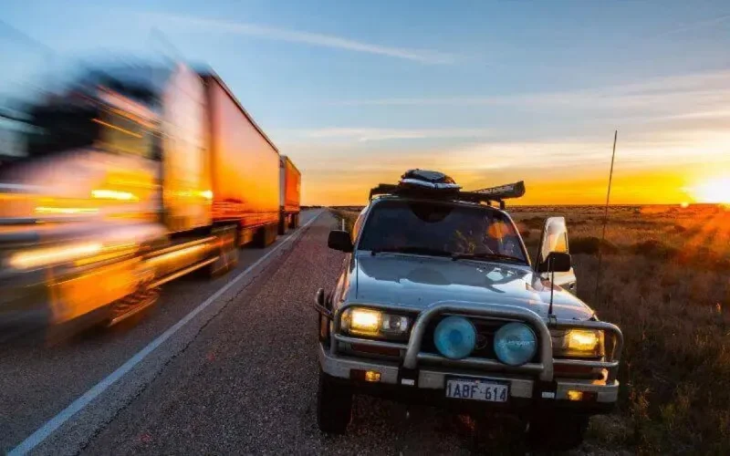 Le virage qui a failli coûter la vie à deux touristes allemands