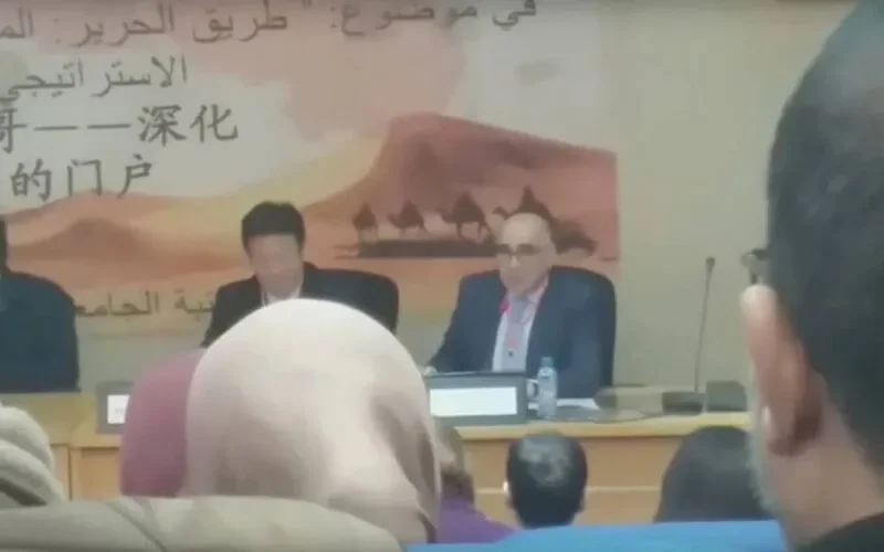 Les chercheurs chinois tournent en ridicule leurs homologues marocains (vidéo)